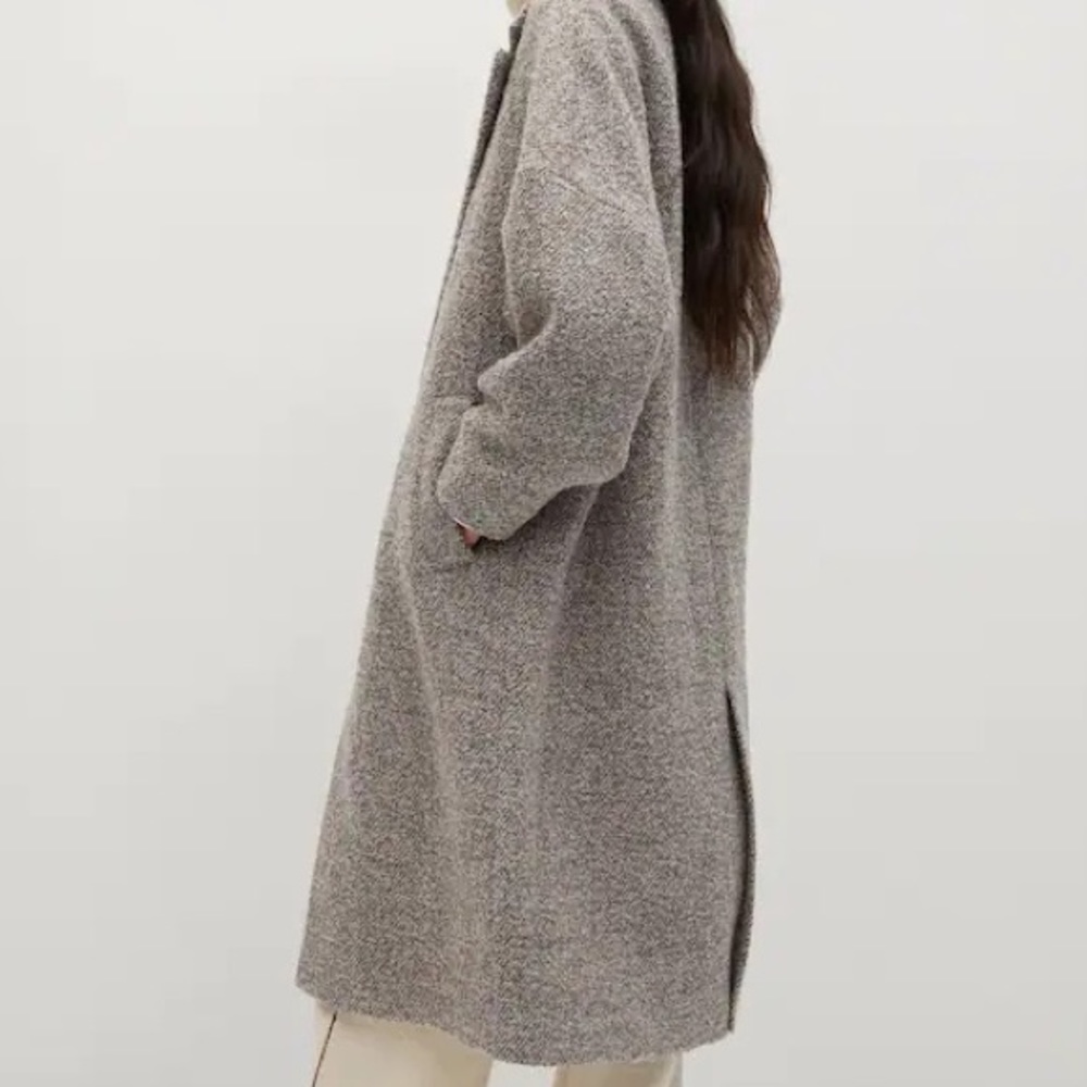 Oversized Wool Coat - Picture 4 of 6